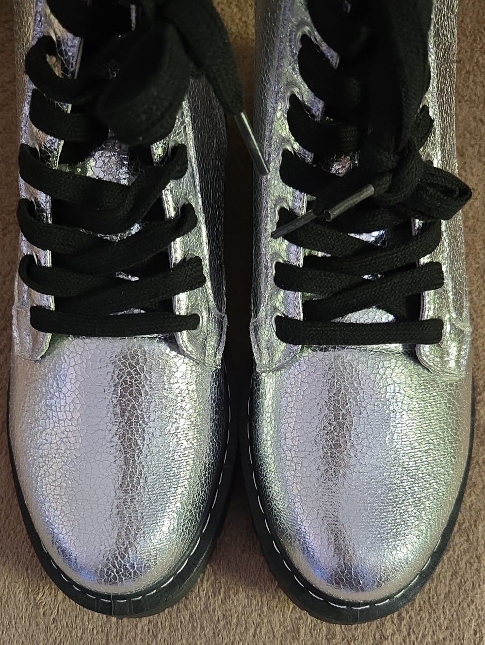 Trendy Silver Metallic Combat Boots - New Size 8.5 - Picture 9 of 10